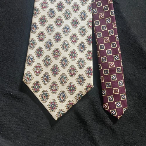 Tommy Hilfiger Neck Tie Men's, 100% Silk, Geometric, Tan, Gold, Red, 57" - product listing photo