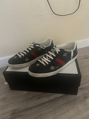 Gucci Men s Low Top Lace-Up Sneakers Black Red/Green Web Stripe Bee Star