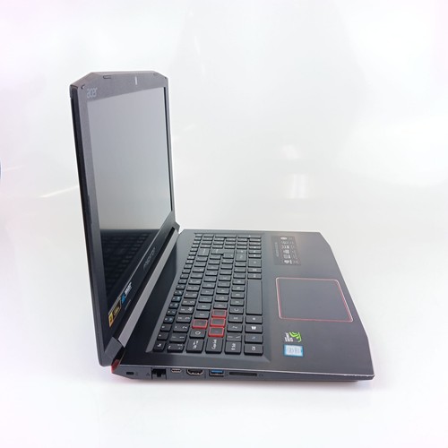 Acer Predator Helios 300 Gaming Laptop FHD 15.6" 144Hz i5-8300H 16GB RAM 256G... - Picture 6 of 18