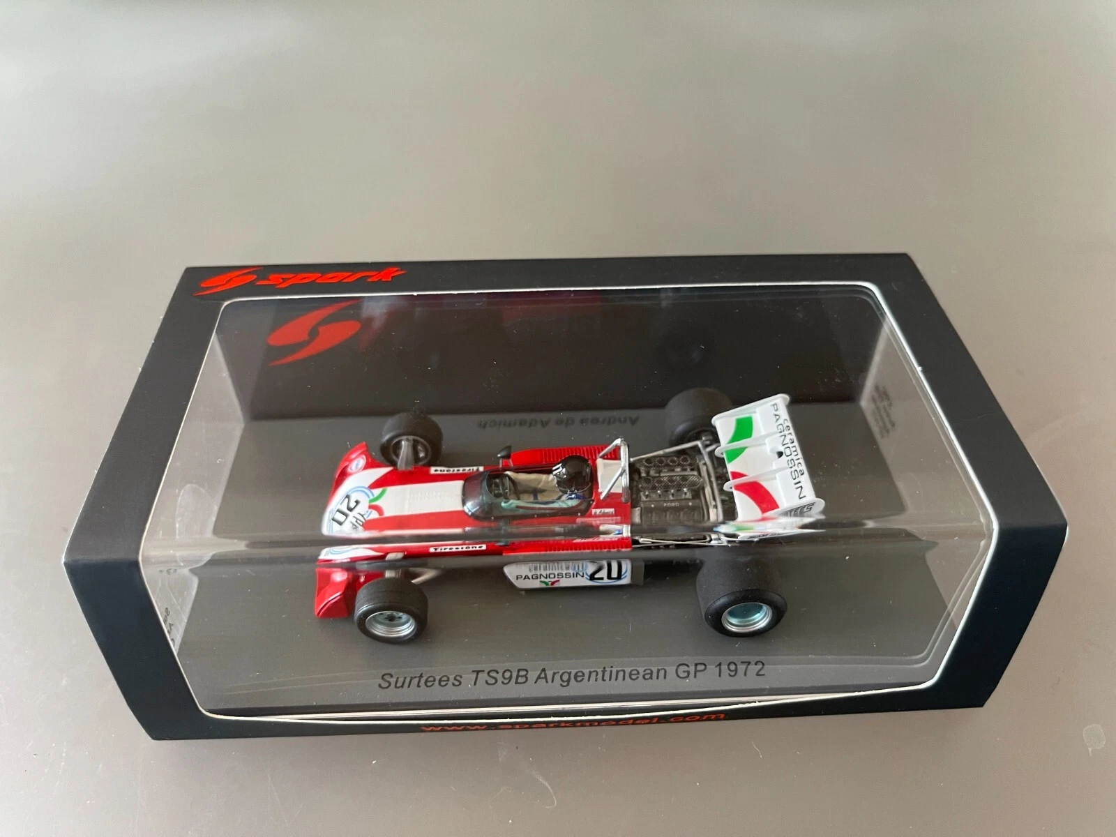 Picture 5 of 6
