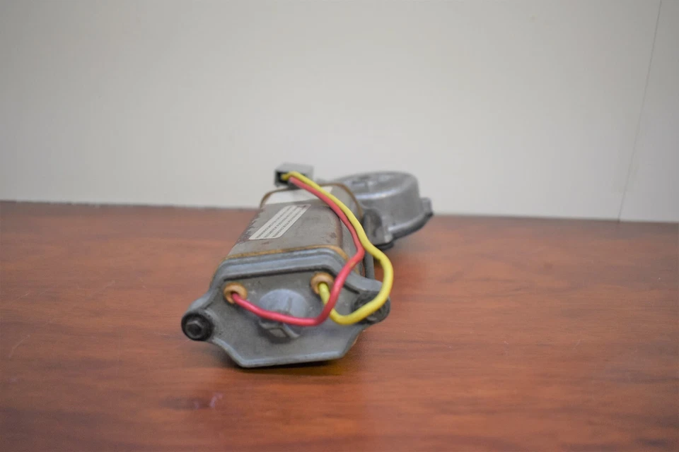 Motor de ventana Motorcraft WLM-9-RM Asy E4ZZ-66233V95-BRAZO Foto 3 de 4