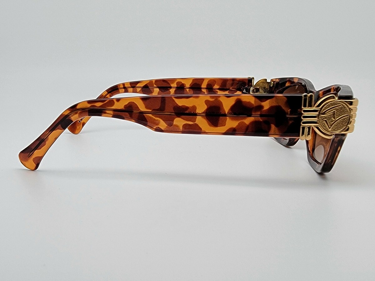 Gloria Vanderbilt GV Tortoise Gold Frame Brown Gradient Lens 