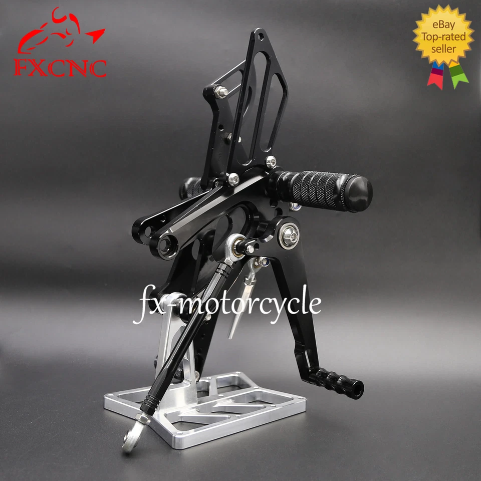 Juego de estriberas traseras CNC para Aprilia RSV4/Tuono V4 1100 2017-2025 Foto 2 de 4