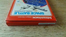 INTELLIVISION SPACE BATTLE COLOR MANUAL RED EARLY RELEASE BOXED