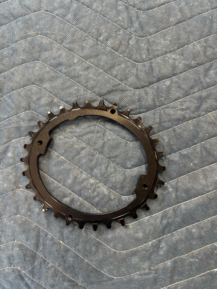 Plato Blackspire Ovalado Diente de Enganche 104 BCD 30 Dientes Negro Nuevo En Caja Foto 3 de 3