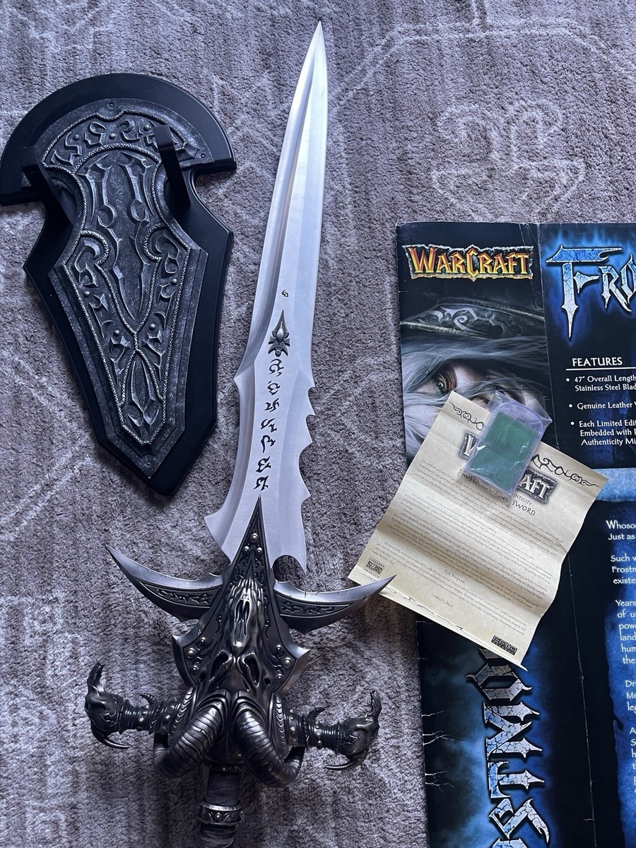 EPIC Weapons 2008 Original Official FROSTMOURNE Warcraft Sword W