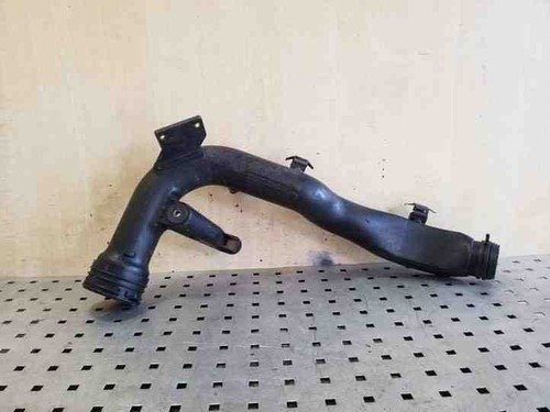 VW PASSAT B5 3B2 Ladeluftkühlerschlauch 8E0145762E 1.9 Diesel 81kw 2004 26208219