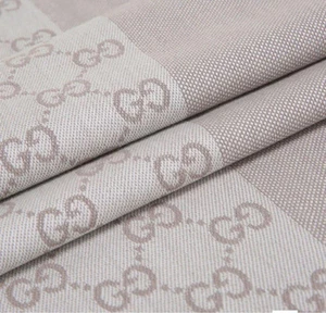 Châle écharpe étole motif GUCCI GG motif 100% laine marron clair beige unisexe