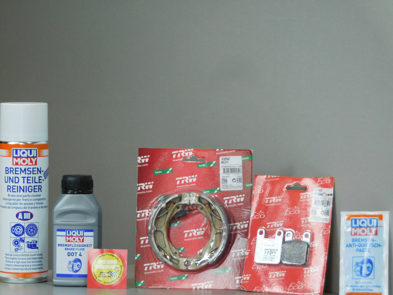 Brake Set For Aprilia Rally 50 Scooter Pads Fluid Front Rear DOT4