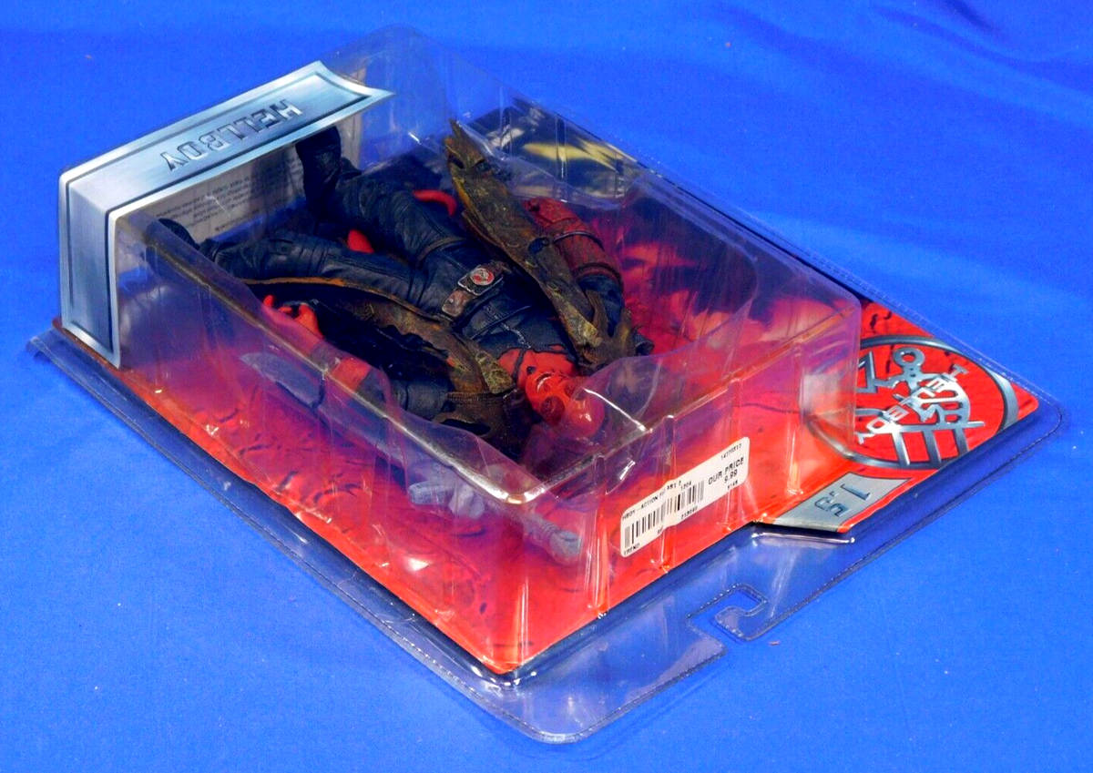 HELLBOY SERIES 1.5 WITH SWORD 2004 MEZCO | eBay