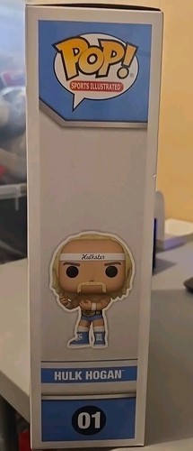 Sports Illustrated WWE Hulk Hogan Funko Pop! Cover Figure #01 - Picture 4 of 7