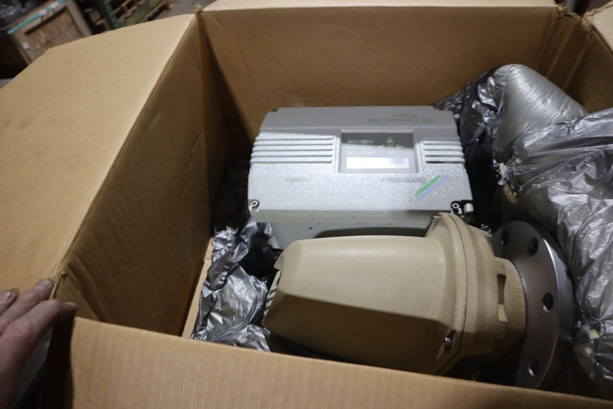 SERVOMEX XENDOS 2700/ 02720704 COMBUSTION GAS ANALYSER - STOCK