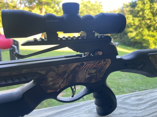 Barnett Jackal Crossbow 150lb draw - Picture 2 of 4