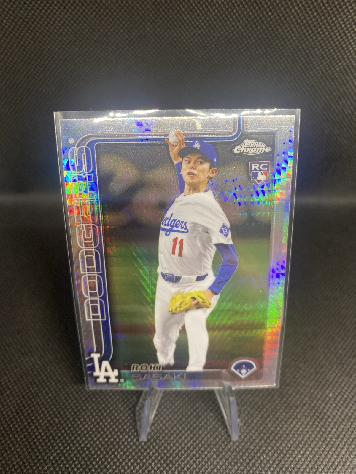 2025 Topps Chrome - Roki Sasaki #217 Prism Refractor (RC)