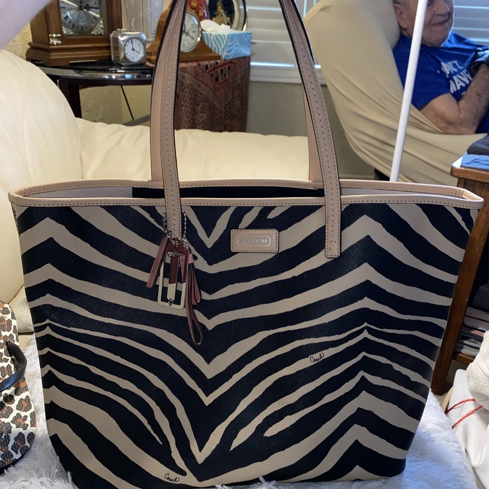 Coach Park Metro Tote Bag ZEBRA PRINT Tan & Black Handbag Purse F26983