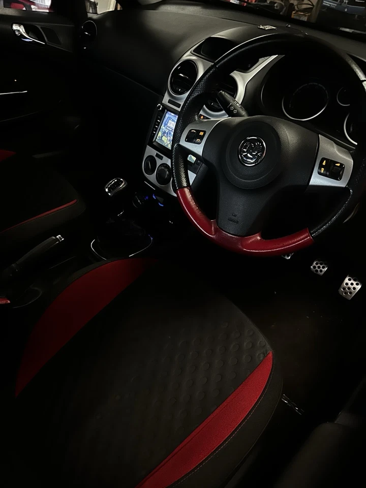 2009 Vauxhall Corsa Sri 1.6 Turbo Petrol 6 Speed Manual 3dr Hatchback - Image 3 of 4