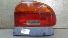 Feu arrière Mazda 121