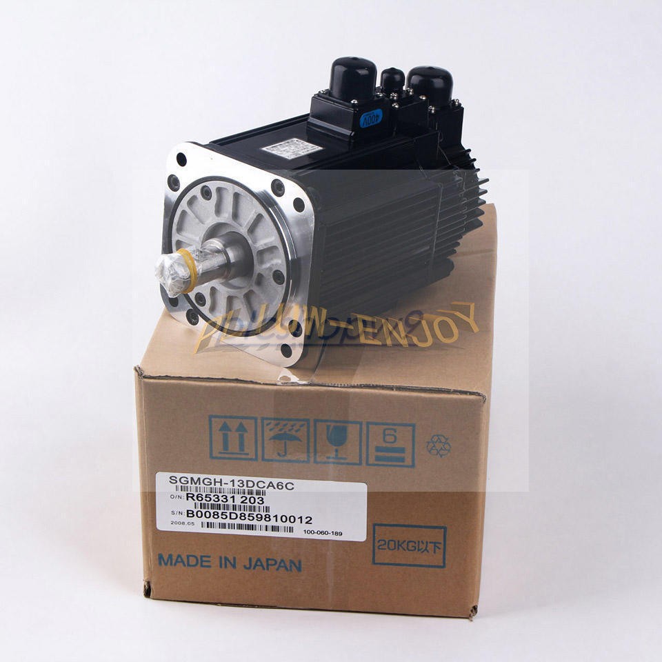 1PCS NEW Yaskawa Servo Motor SGMGH-13DCA6C