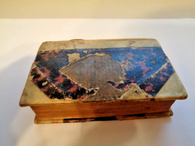 Antique Italian Poet Torquato Tasso Leater bound Book TASSO c1862 4x2.6x1.1in - Image 3 of 4