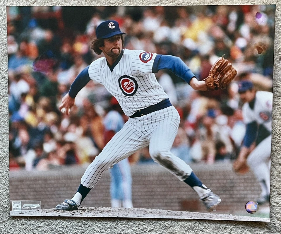 BRUCE SUTTER CHICAGO CUBS MLB BASEBALL HOF 16”X20” UNSIGNED PHOTO FILE - Image 2 of 2