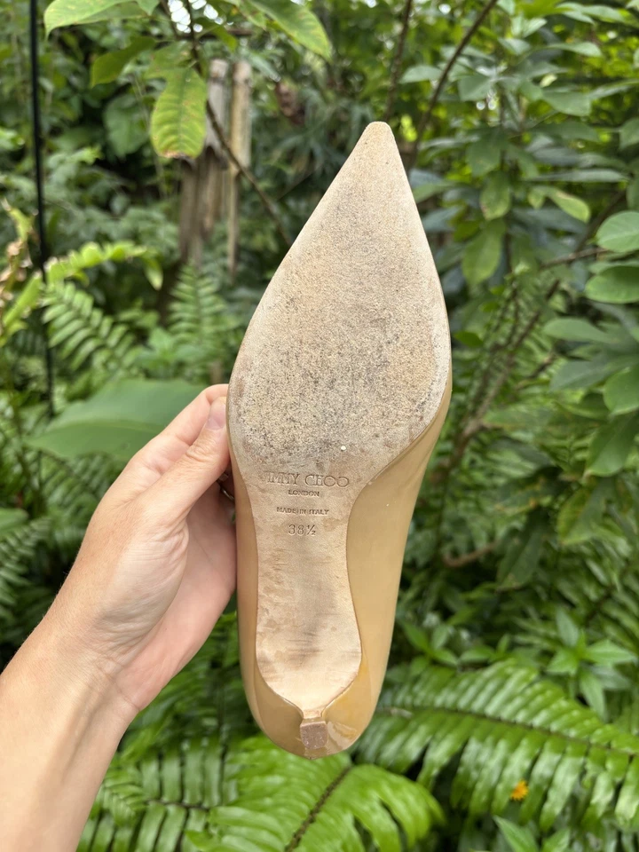 Zapatos de tacón corto vintage Jimmy Choo charol desnudo Lennox para mujer talla 8 con caja Foto 2 de 4