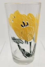 Vintage 1950s Boscul Peanut Butter Yellow Tulip Glass 5" Tall 8 oz