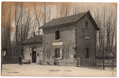 FR02 CREZANCY Bahnhof