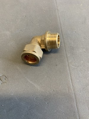 15 mm Kompression x 1/2'' Eisenbogen BSP Stecker