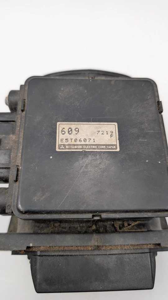 Sensor MAF de flujo de aire masivo OEM Mitsubishi 3000GT 1991-1999 Foto 3 de 4