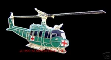 UH-1 IROQUOIS DUST OFF HAT LAPEL PIN UP US ARMY MEDEVAC BELL 204 208 PILOT MEDIC