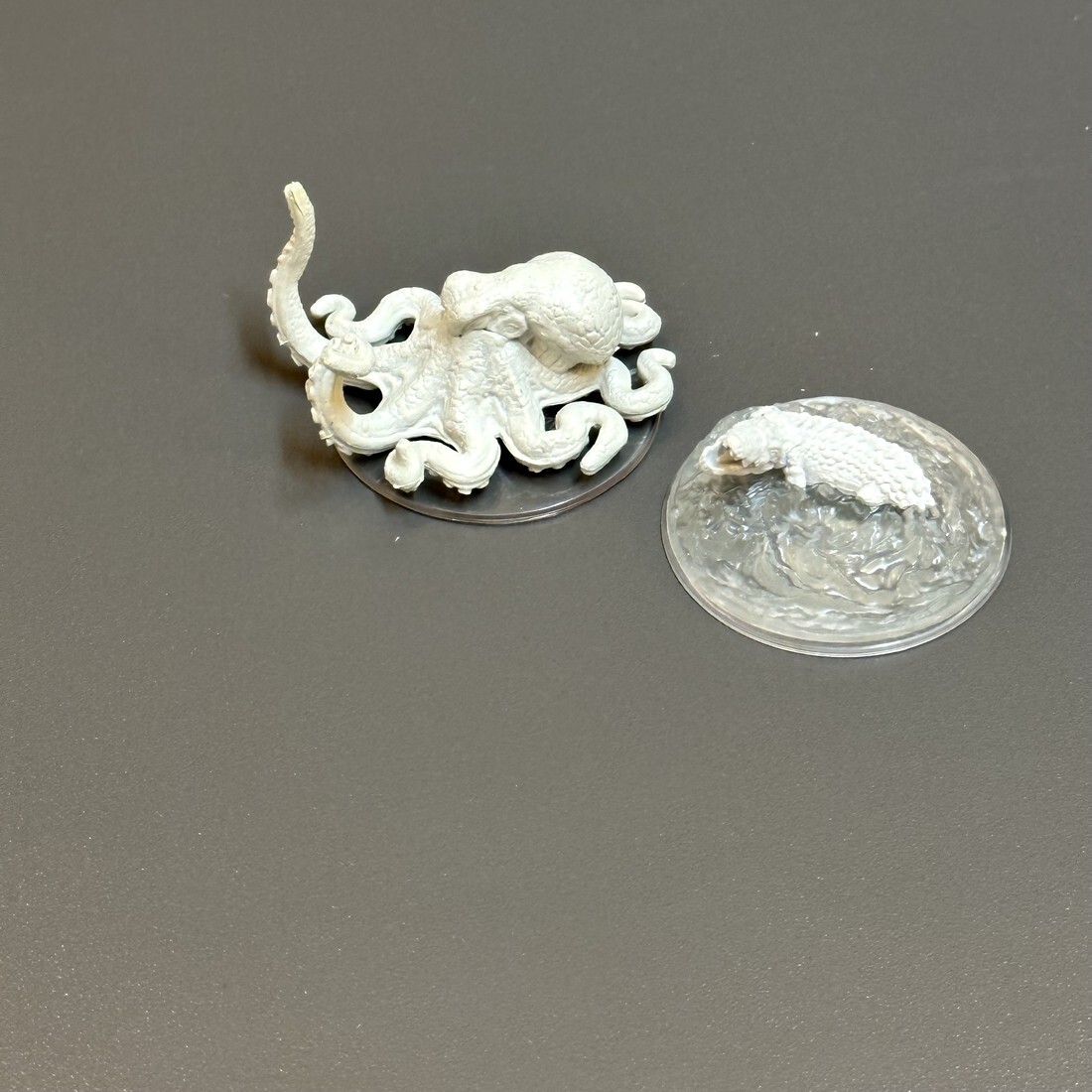 2x Dungeons & Dragons Nolzur's Unpainted Minis Giant Octopus