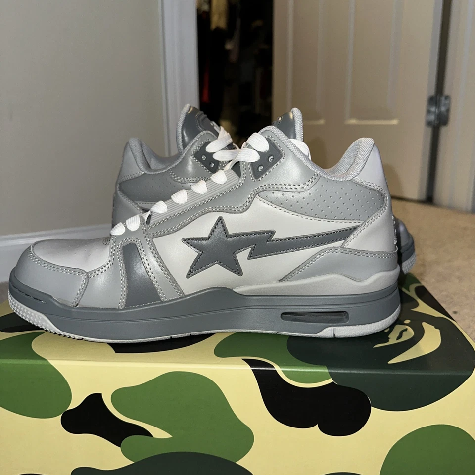 Bolso de Mano A Bathing Ape Sta “Gris” Talla 8 Ds. StockX verificado. Foto 3 de 4