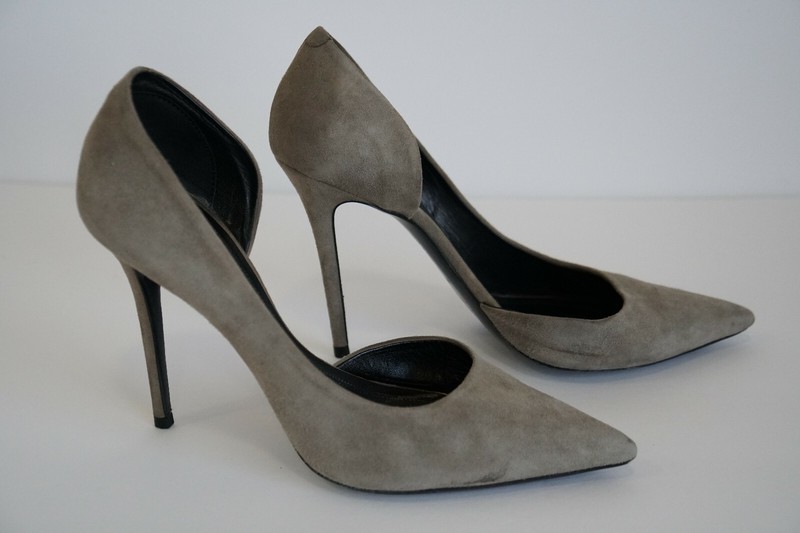 CELINE - WOMEN – Suede D’Orsay Pumps – Grey Color - Size 38 – Preowned