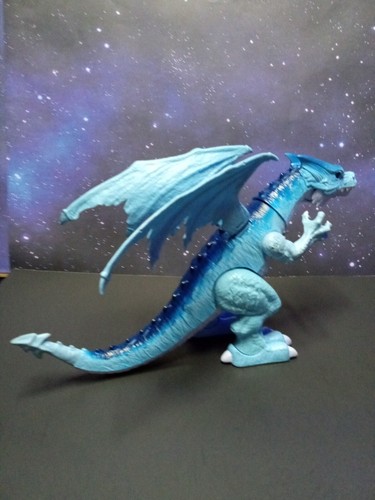 Siehe Video Robo Alive Blue Ice Dragon bewegt sich durch Brüllen und Licht funktioniert nicht 8( - Bild 7 von 9
