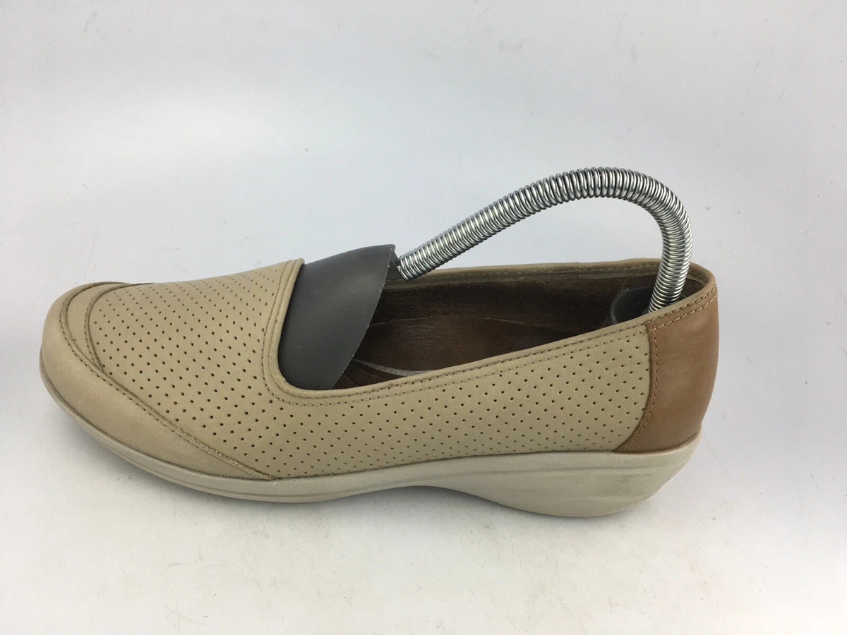 Soft dansko best sale shoes