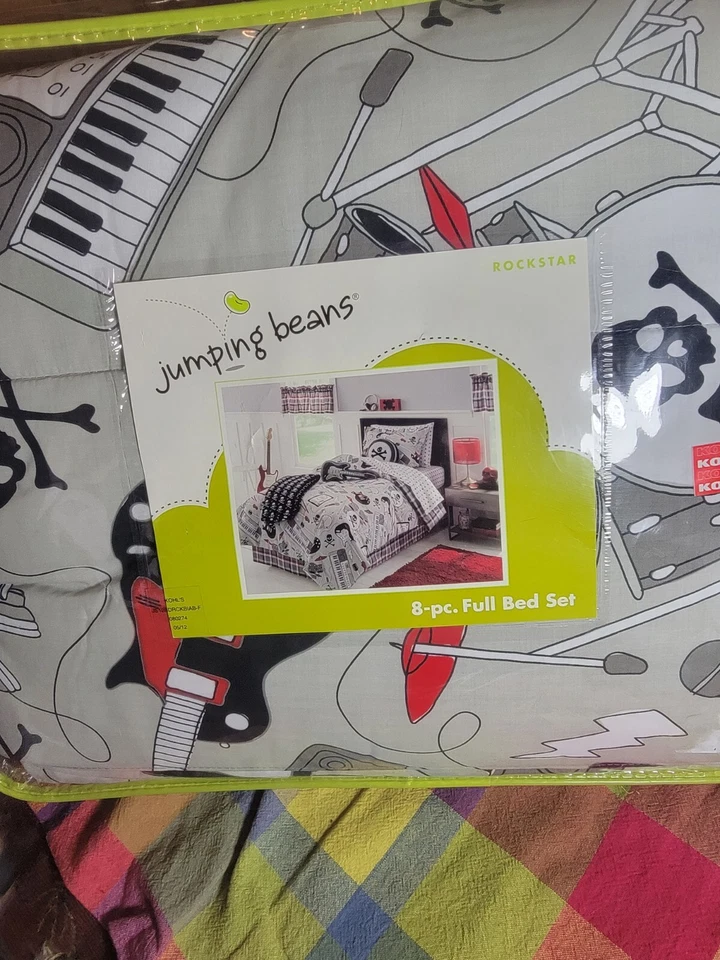 Conjunto completo de cama Kohls Jumping Beans Rockstar infantil menino quarto 8 peças - Imagem 2 de 4