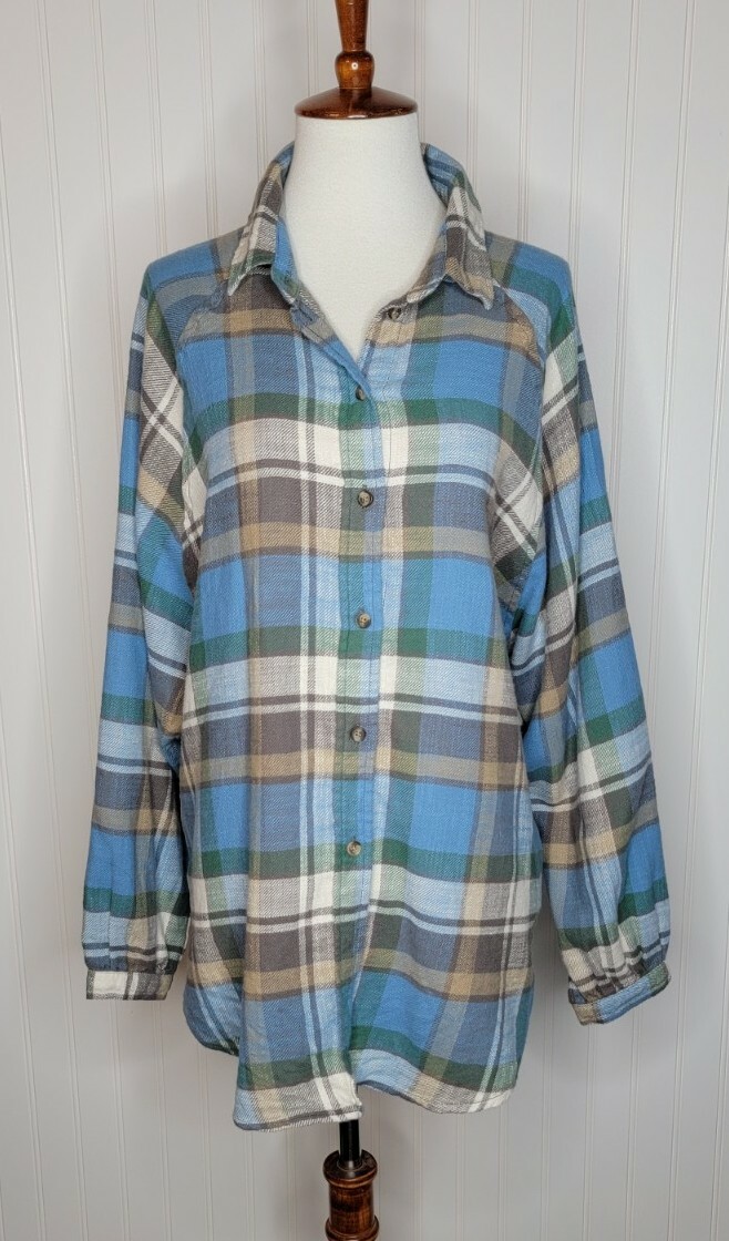 American Eagle Oversized Button Down Plaid Flanne… - image 1