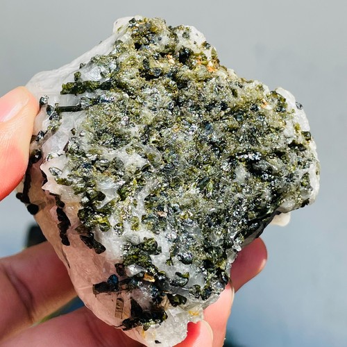 385g Rare Large Natural Green Tourmaline Gemstone Quartz Crystal Mineral Healing - Picture 8 of 18