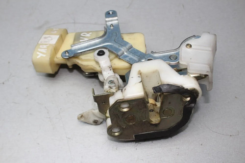 Deurslot ZV Stellmotor kasteel vooraan rechts Toyota Yaris I P1 1.0 Bj.00 - Afbeelding 1 van 4