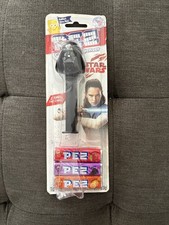 Star Wars-themed PEZ Candy Dispenser Featuring Darth Vader Character 2x Candy