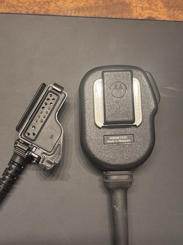 Genuine OEM Motorola Speaker Microphone Shoulder Mic NMN6193C - Zdjęcie 2 z 3