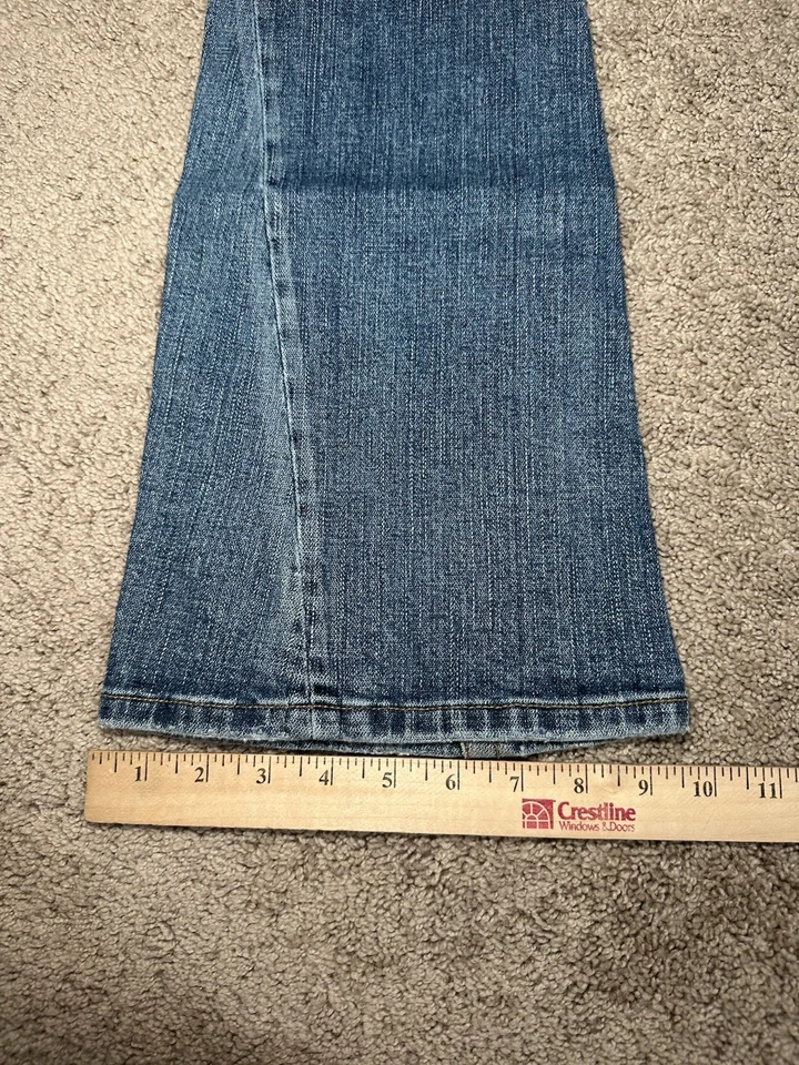 Pantalones de mezclilla acampanados azules estilo Y2K BCBG talla 6 elásticos tiro bajo Foto 4 de 4