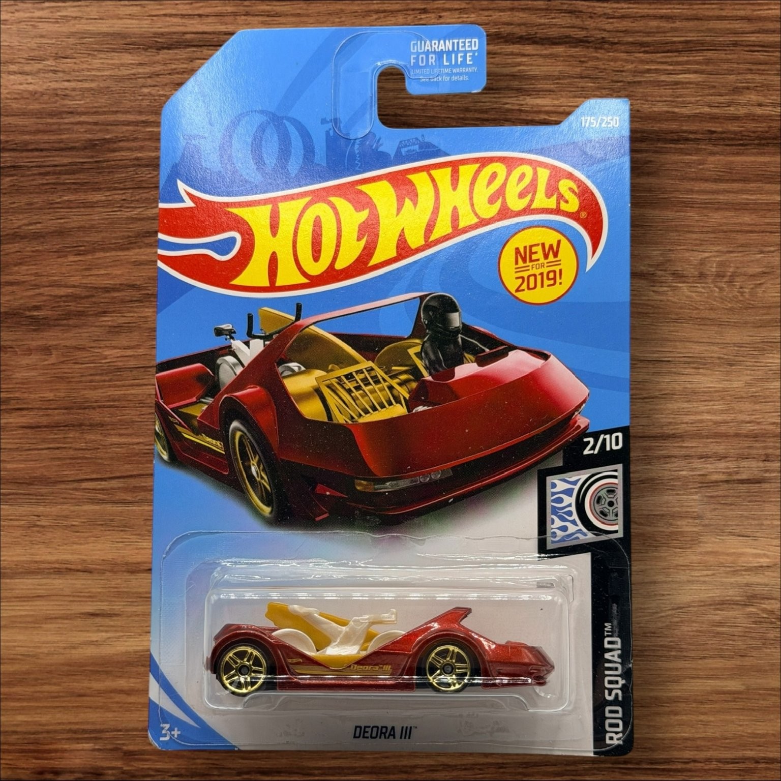 Hot Wheels Deora III Rod Squad 1:64 Scale Red Surf Cruiser Car