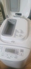 Panasonic SD-2501 Breadmaker With Nut Raisin Seed Dispenser Excellent Working 