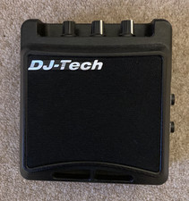 DJ TECH Portable Practice Guitar Amplifier Model UA-MINI 9V Battery