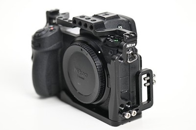 Nikon Z 6II inkl. ProRes RAW / BRAW  Film Kit Upgrade, OVP, Nitze Kamera-Käfig