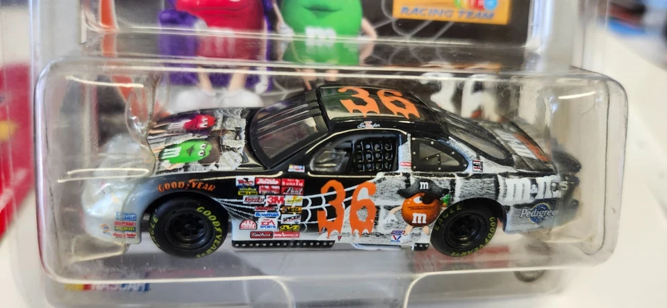 Action NASCAR Ken Schrader #36 M&Ms / Halloween 2001 Grand Prix - Image 2 of 3