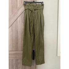 Love, Whit faux leather Paperbag pants, size 2