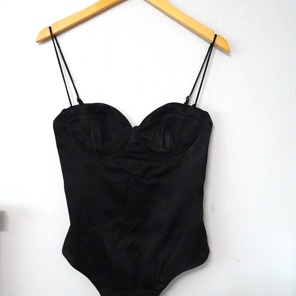 NUEVO Top Corsé Zara Negro Bustier Para Mujer Talla Pequeña Nuevo Con Etiquetas Espalda Transparente Foto 2 de 4