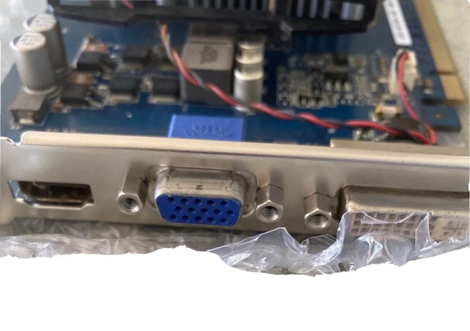 ASUS Video Card #GT630&Graphics GV-N730-2GI,VGA HDMI 1GB 2GB DDR3 Dual LinkDVI. - Image 4 of 4